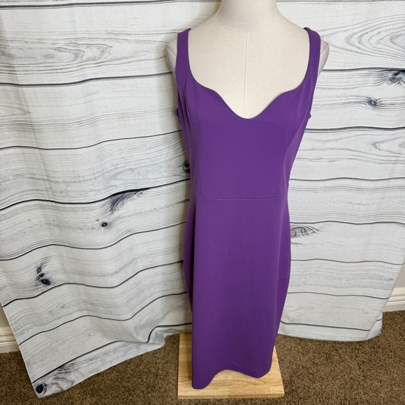 Dress the Population Dresses & Skirts - Dress the Population Purple Dress, sweetheart neckline